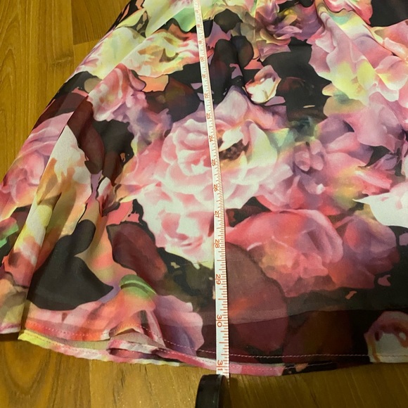 Aeropostale Collared Rose Dress - Picture 7 of 9